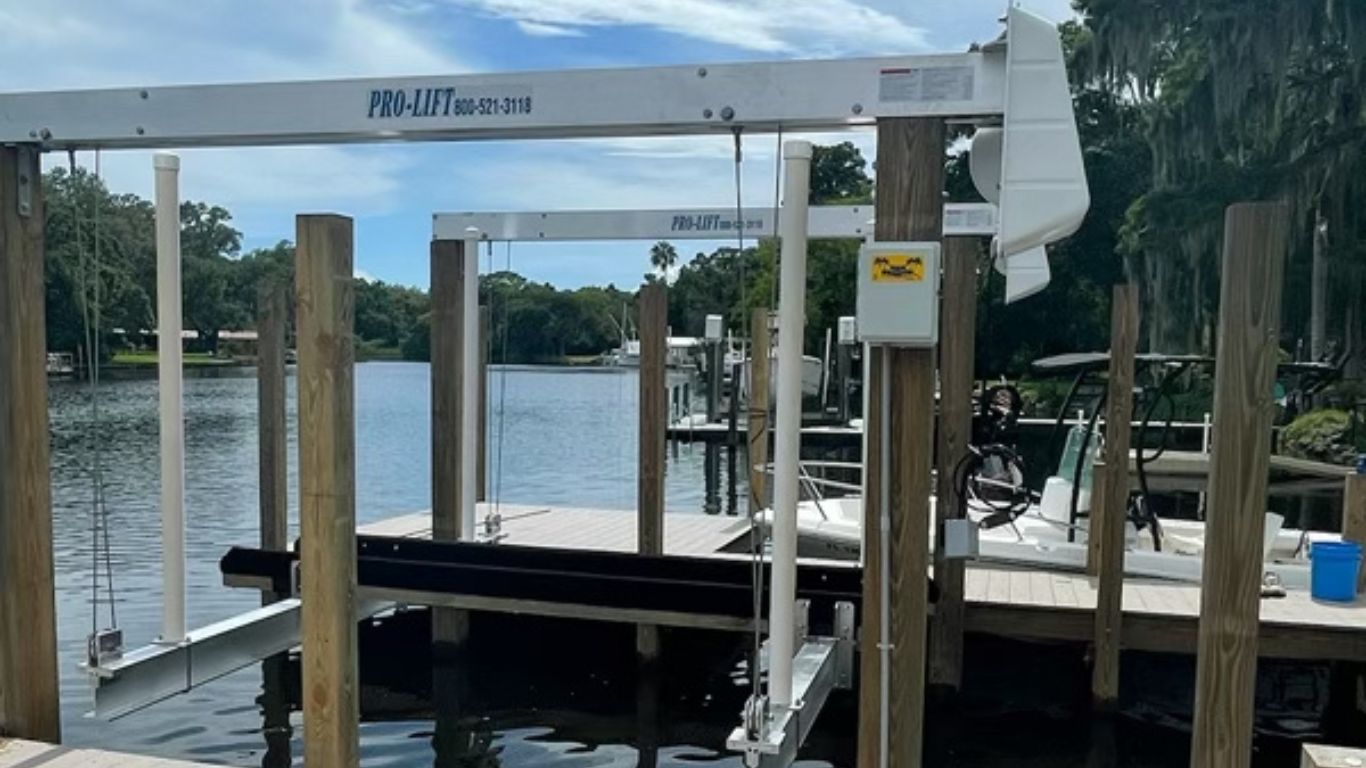 Boat Lift Construction - Trident H2O